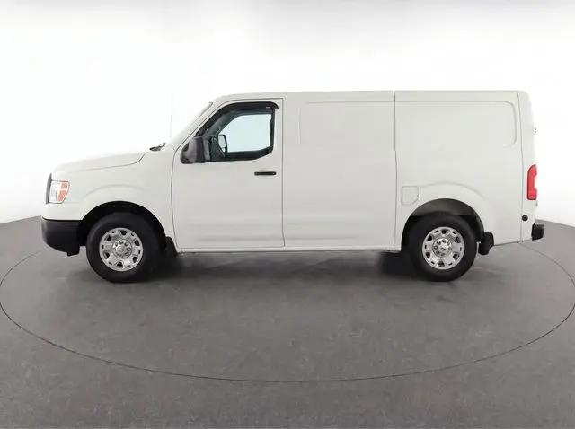 2017 Nissan 1500 S V6
