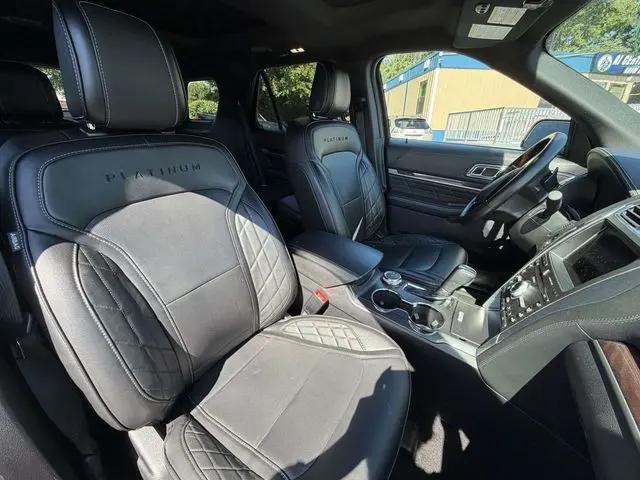 2019 Ford Explorer Platinum