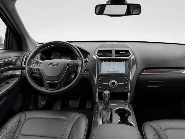 2019 Ford Explorer Platinum