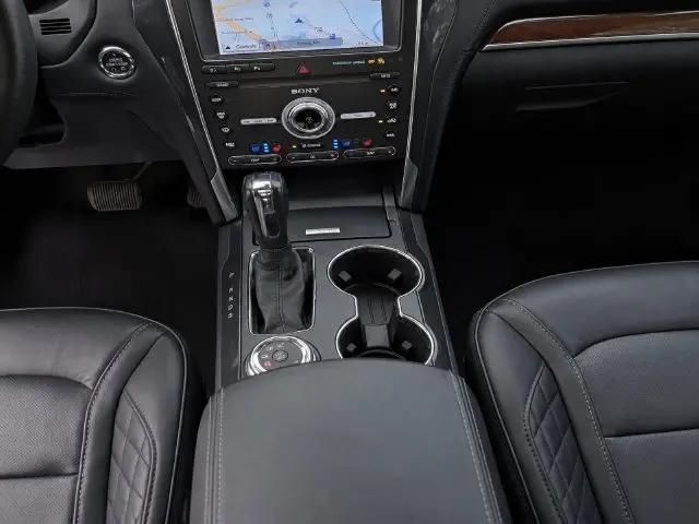 2019 Ford Explorer Platinum