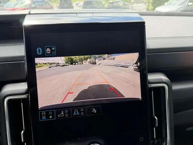 2025 GMC Yukon 4WD Denali