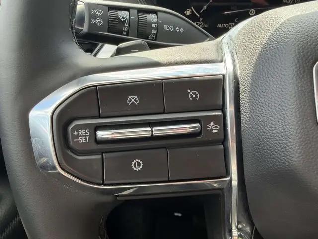 2025 GMC Yukon 4WD Denali
