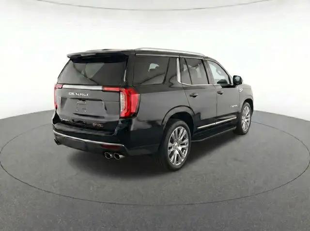 2025 GMC Yukon 4WD Denali