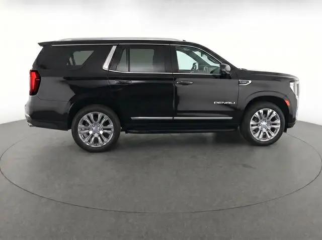 2025 GMC Yukon 4WD Denali