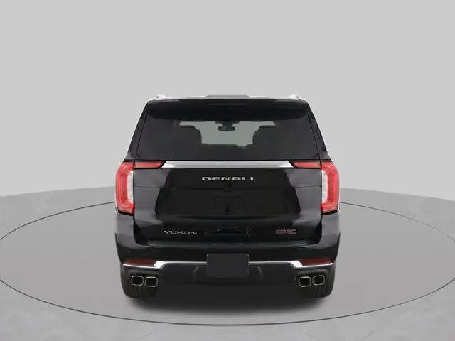 2025 GMC Yukon 4WD Denali