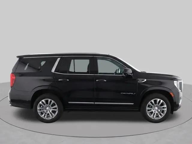 2025 GMC Yukon 4WD Denali