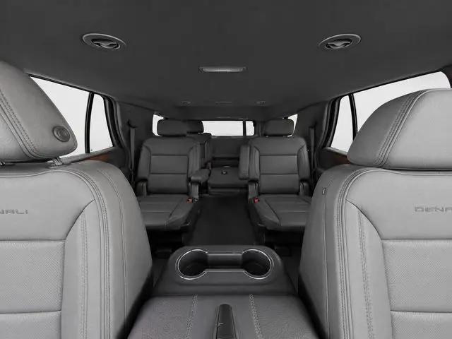 2025 GMC Yukon 4WD Denali
