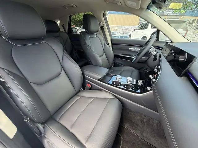 2026 Genesis GV70 2.5T
