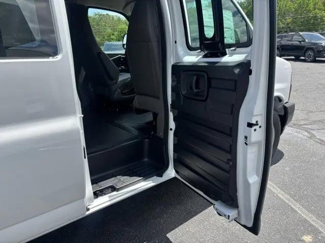 2026 GMC Savana Cargo 2500 Regular Wheelbase, Work Van, RWD