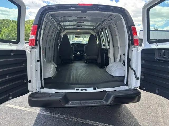2026 GMC Savana Cargo 2500 Regular Wheelbase, Work Van, RWD
