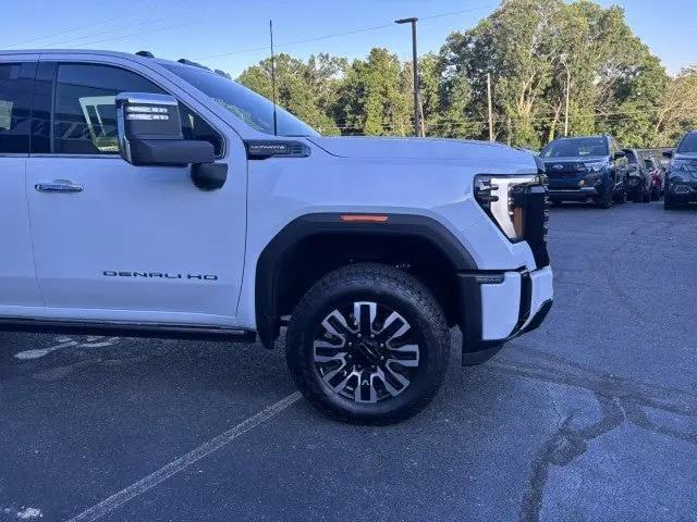 2026 GMC Sierra 2500HD Crew Cab, Standard Bed, Denali Ultimate, 4WD