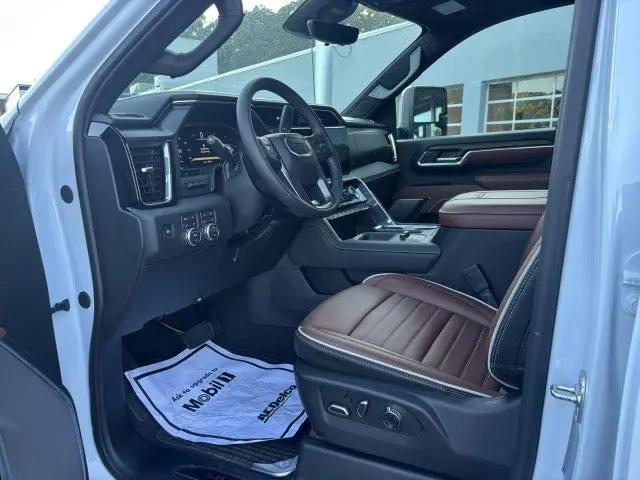 2026 GMC Sierra 2500HD Crew Cab, Standard Bed, Denali Ultimate, 4WD