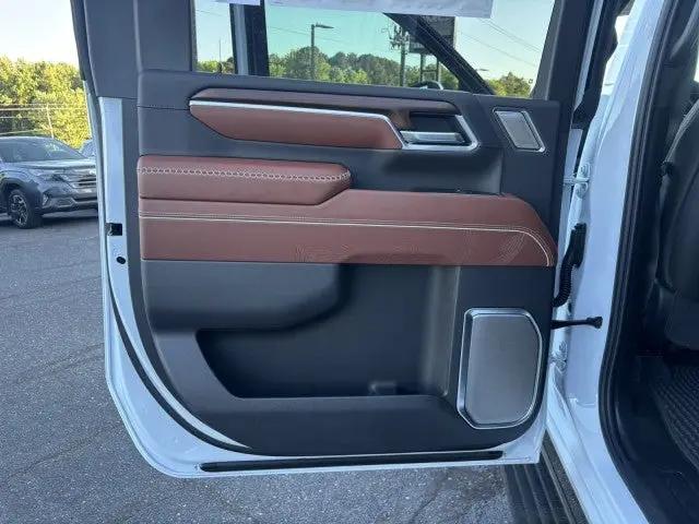 2026 GMC Sierra 2500HD Crew Cab, Standard Bed, Denali Ultimate, 4WD