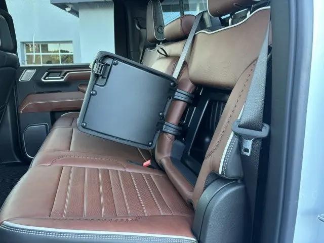 2026 GMC Sierra 2500HD Crew Cab, Standard Bed, Denali Ultimate, 4WD