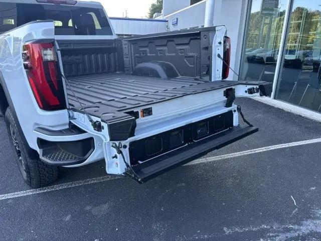 2026 GMC Sierra 2500HD Crew Cab, Standard Bed, Denali Ultimate, 4WD
