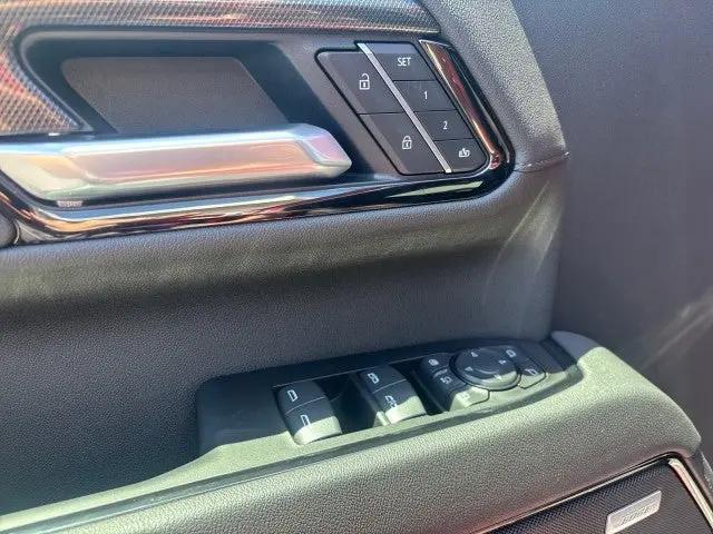 2026 GMC Sierra 2500HD Crew Cab, Standard Bed, AT4, 4WD