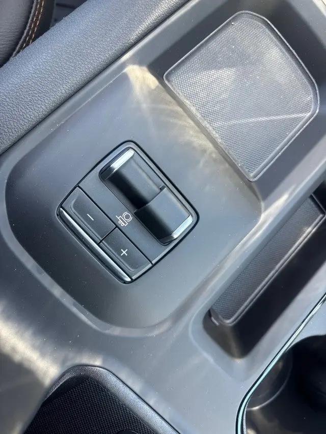 2026 GMC Sierra 2500HD Crew Cab, Standard Bed, AT4, 4WD