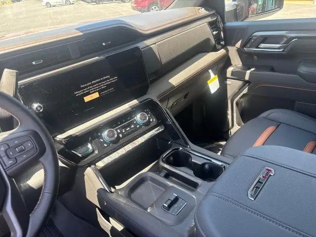 2026 GMC Sierra 2500HD Crew Cab, Standard Bed, AT4, 4WD