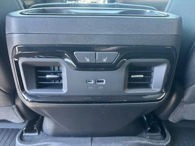 2026 GMC Sierra 2500HD Crew Cab, Standard Bed, AT4, 4WD