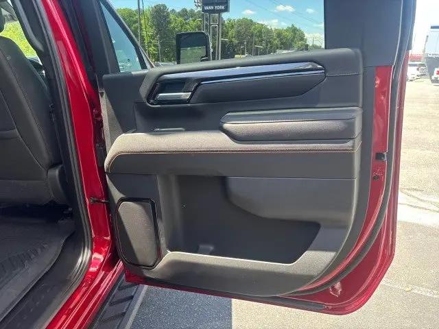 2026 GMC Sierra 2500HD Crew Cab, Standard Bed, AT4, 4WD