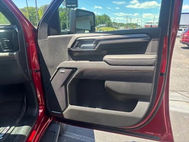 2026 GMC Sierra 2500HD Crew Cab, Standard Bed, AT4, 4WD