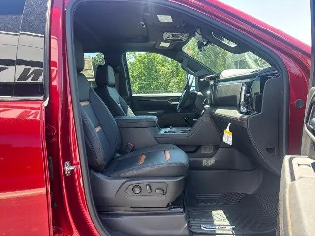 2026 GMC Sierra 2500HD Crew Cab, Standard Bed, AT4, 4WD
