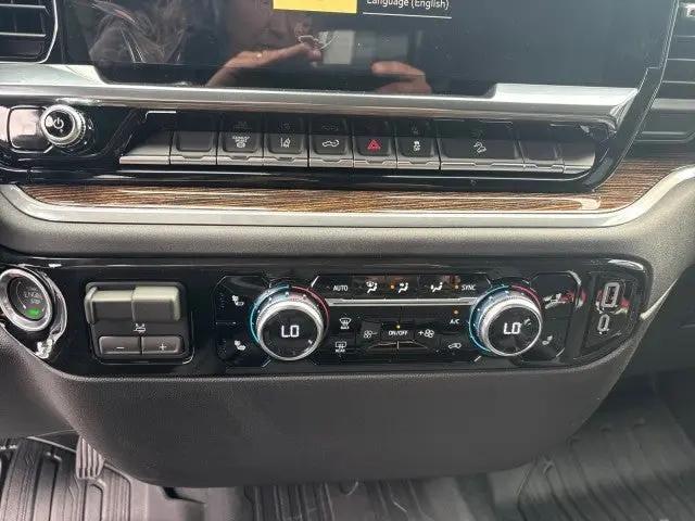 2026 GMC Sierra 2500HD Crew Cab, Standard Bed, SLE, 4WD