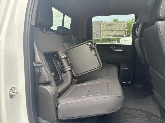 2026 GMC Sierra 2500HD Crew Cab, Standard Bed, SLE, 4WD