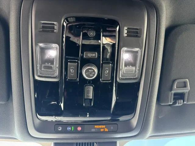 2026 GMC Yukon XL 4WD Denali