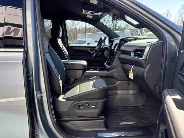 2026 GMC Yukon XL 4WD Denali