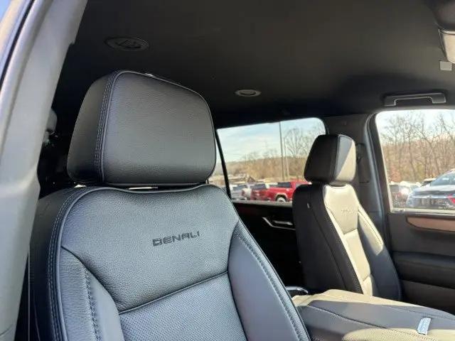 2026 GMC Yukon XL 4WD Denali