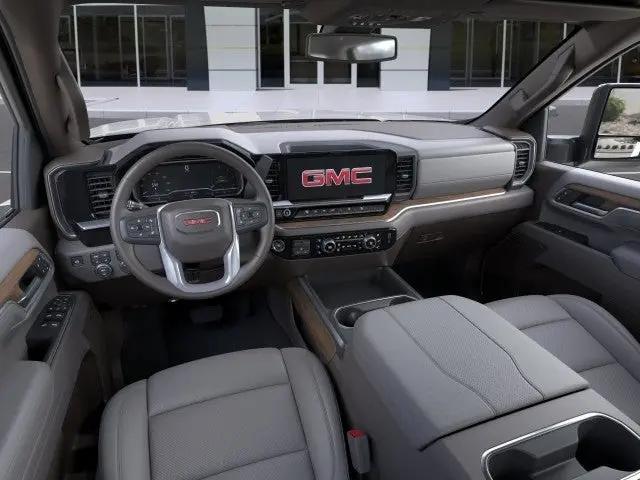 2026 GMC Sierra 2500HD Crew Cab, Standard Bed, SLT, 4WD