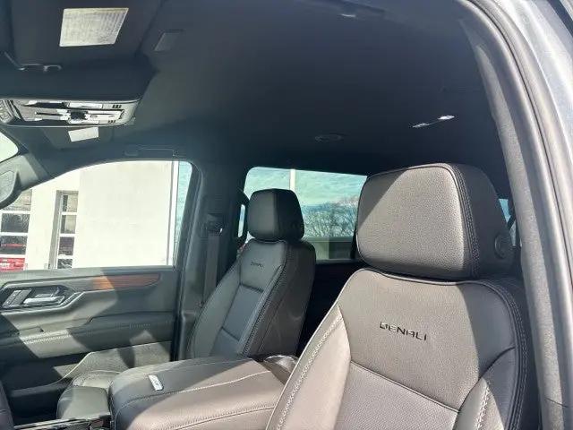 2026 GMC Yukon XL 4WD Denali