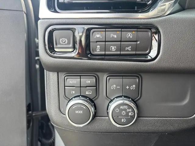 2026 GMC Yukon XL 4WD Denali