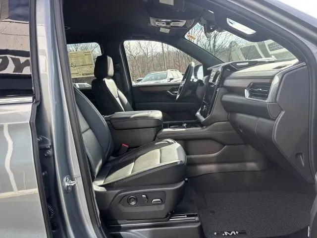 2026 GMC Yukon XL 4WD Denali