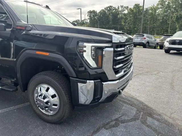 2026 GMC Sierra 3500HD Crew Cab, Long Bed, SLT Dual Rear Wheel, 4WD