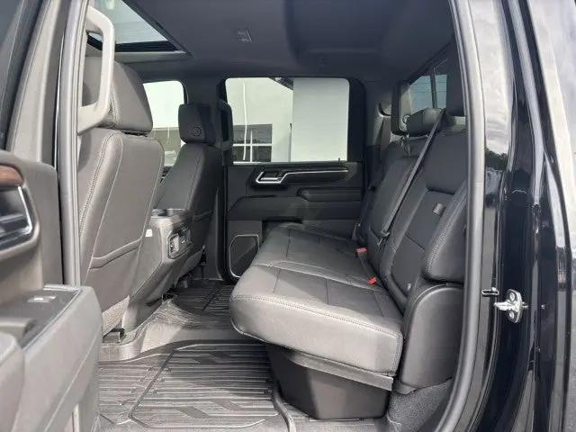 2026 GMC Sierra 3500HD Crew Cab, Long Bed, SLT Dual Rear Wheel, 4WD