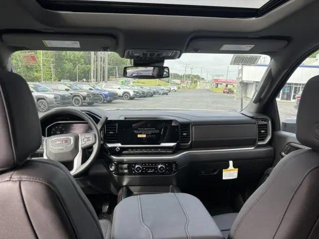 2026 GMC Sierra 3500HD Crew Cab, Long Bed, SLT Dual Rear Wheel, 4WD