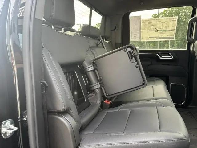 2026 GMC Sierra 3500HD Crew Cab, Long Bed, SLT Dual Rear Wheel, 4WD