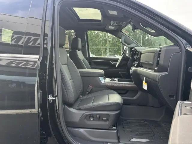 2026 GMC Sierra 3500HD Crew Cab, Long Bed, SLT Dual Rear Wheel, 4WD