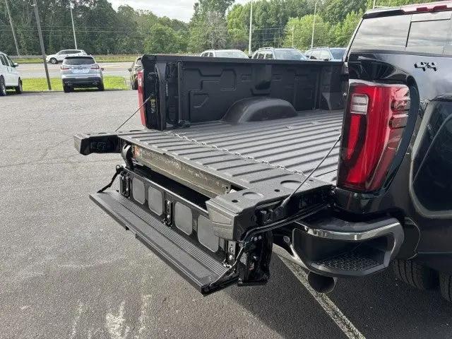2026 GMC Sierra 3500HD Crew Cab, Long Bed, SLT Dual Rear Wheel, 4WD