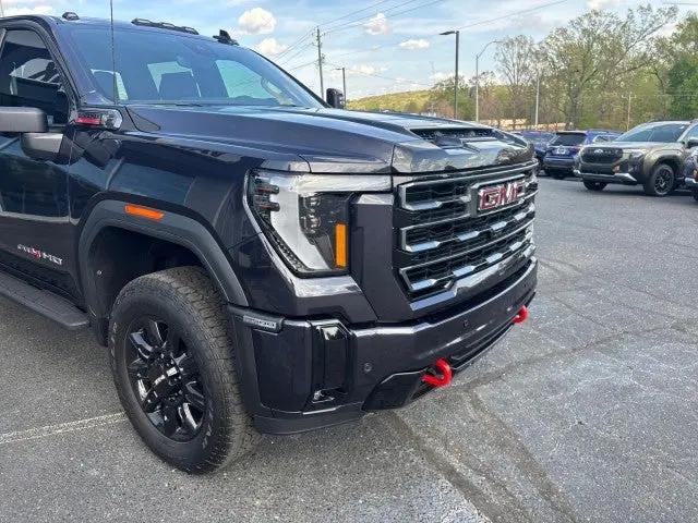 2026 GMC Sierra 2500HD Crew Cab, Standard Bed, AT4, 4WD