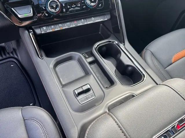 2026 GMC Sierra 2500HD Crew Cab, Standard Bed, AT4, 4WD