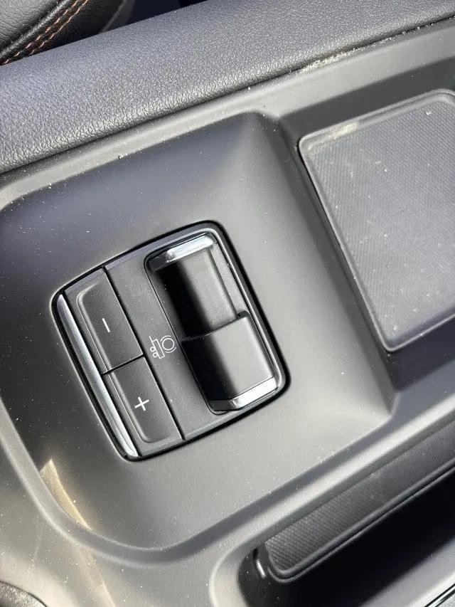2026 GMC Sierra 2500HD Crew Cab, Standard Bed, AT4, 4WD