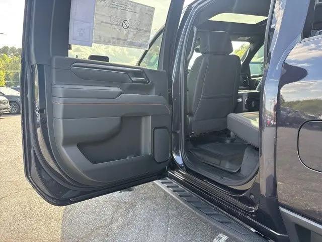 2026 GMC Sierra 2500HD Crew Cab, Standard Bed, AT4, 4WD