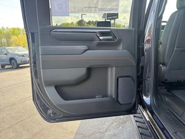 2026 GMC Sierra 2500HD Crew Cab, Standard Bed, AT4, 4WD
