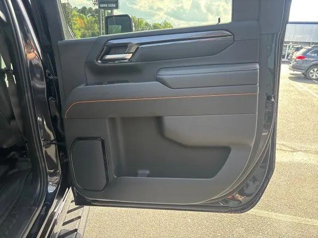 2026 GMC Sierra 2500HD Crew Cab, Standard Bed, AT4, 4WD