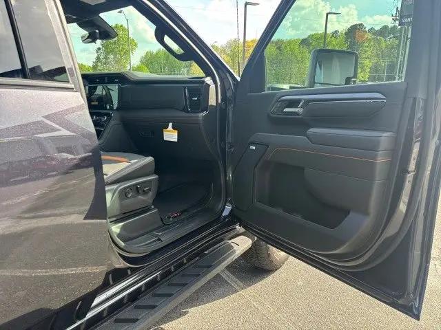 2026 GMC Sierra 2500HD Crew Cab, Standard Bed, AT4, 4WD