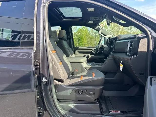 2026 GMC Sierra 2500HD Crew Cab, Standard Bed, AT4, 4WD