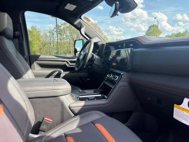 2026 GMC Sierra 2500HD Crew Cab, Standard Bed, AT4, 4WD